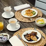 Eco Urban Couette-café 4*